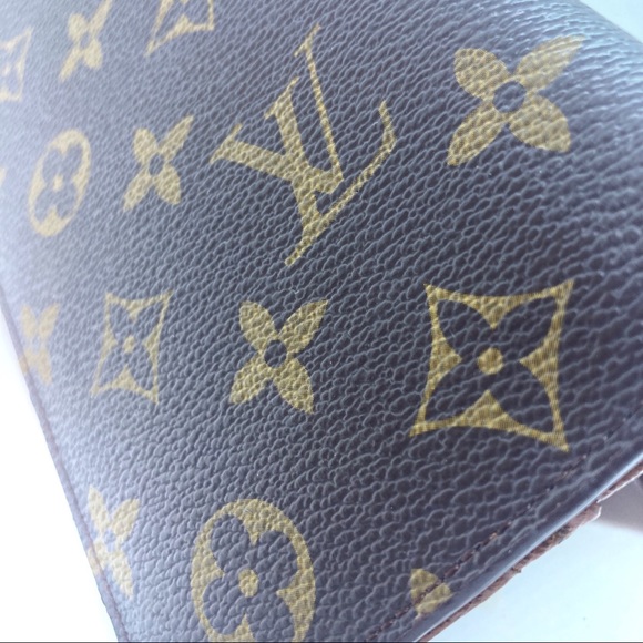 Louis Vuitton Monogram Vintage Long Wallet - Picture 13 of 15